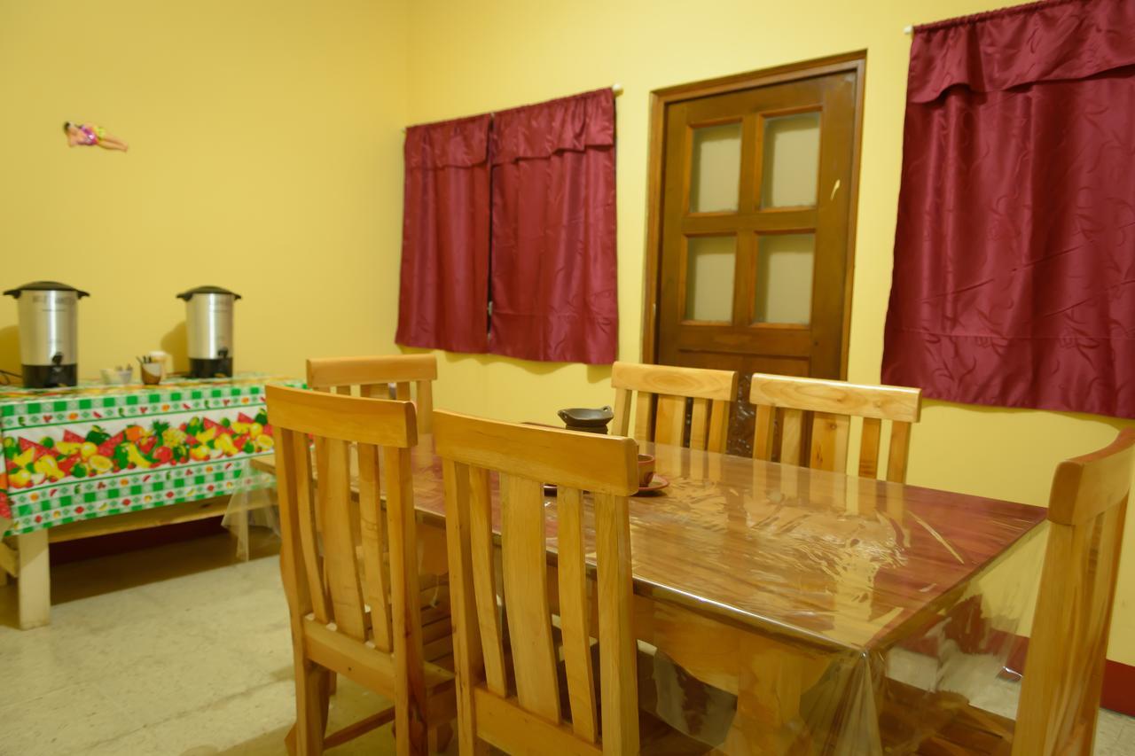 Hostal Fachente León Dış mekan fotoğraf